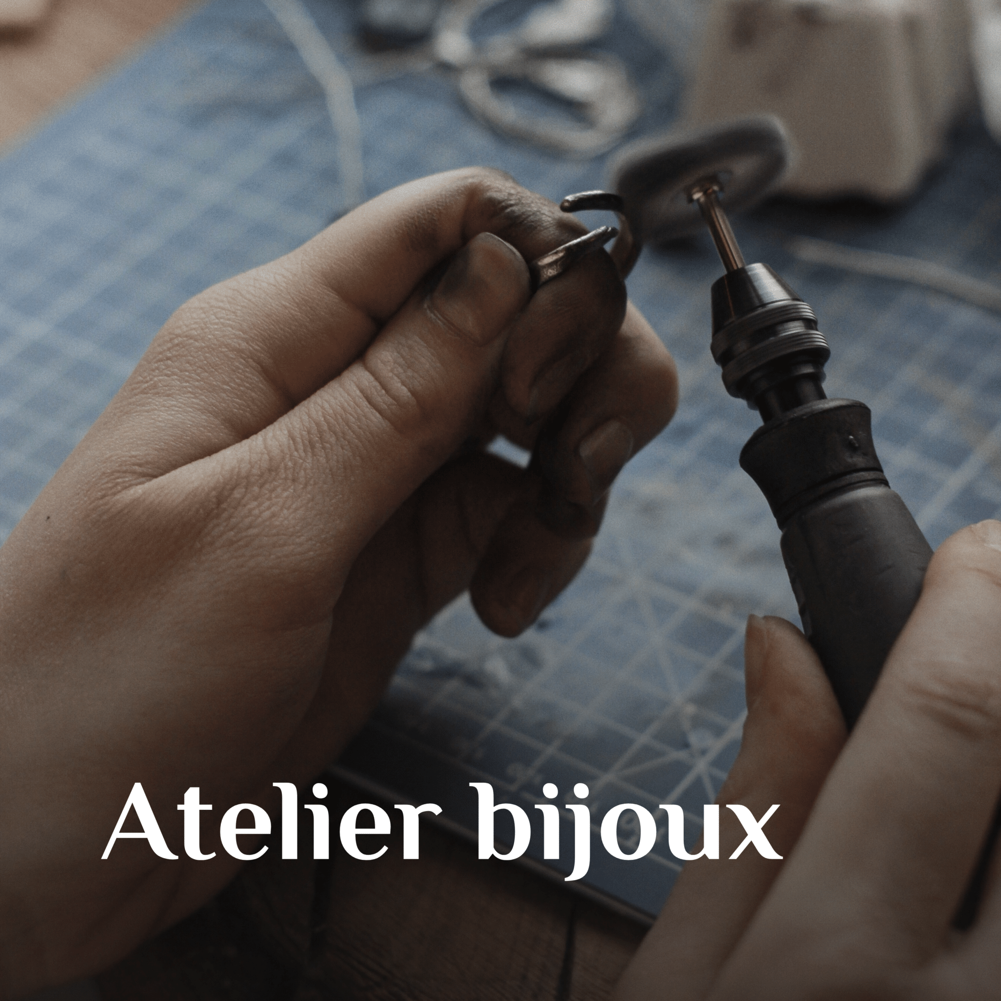 4-BIJOUX